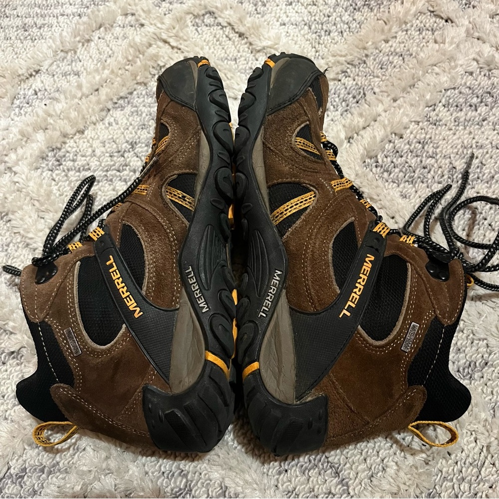 Men's Merrell Yokota Trail Mid Waterproof Hiking Boots - Picture 6 of 7
